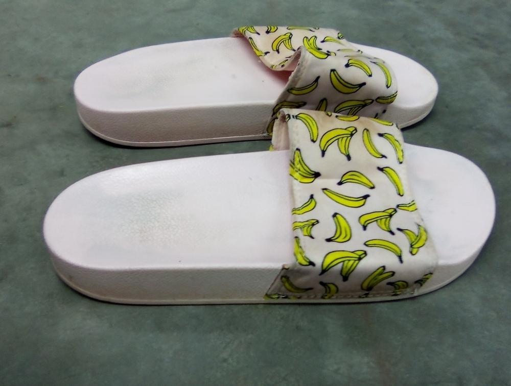 Shoes - Picture 5 of 5